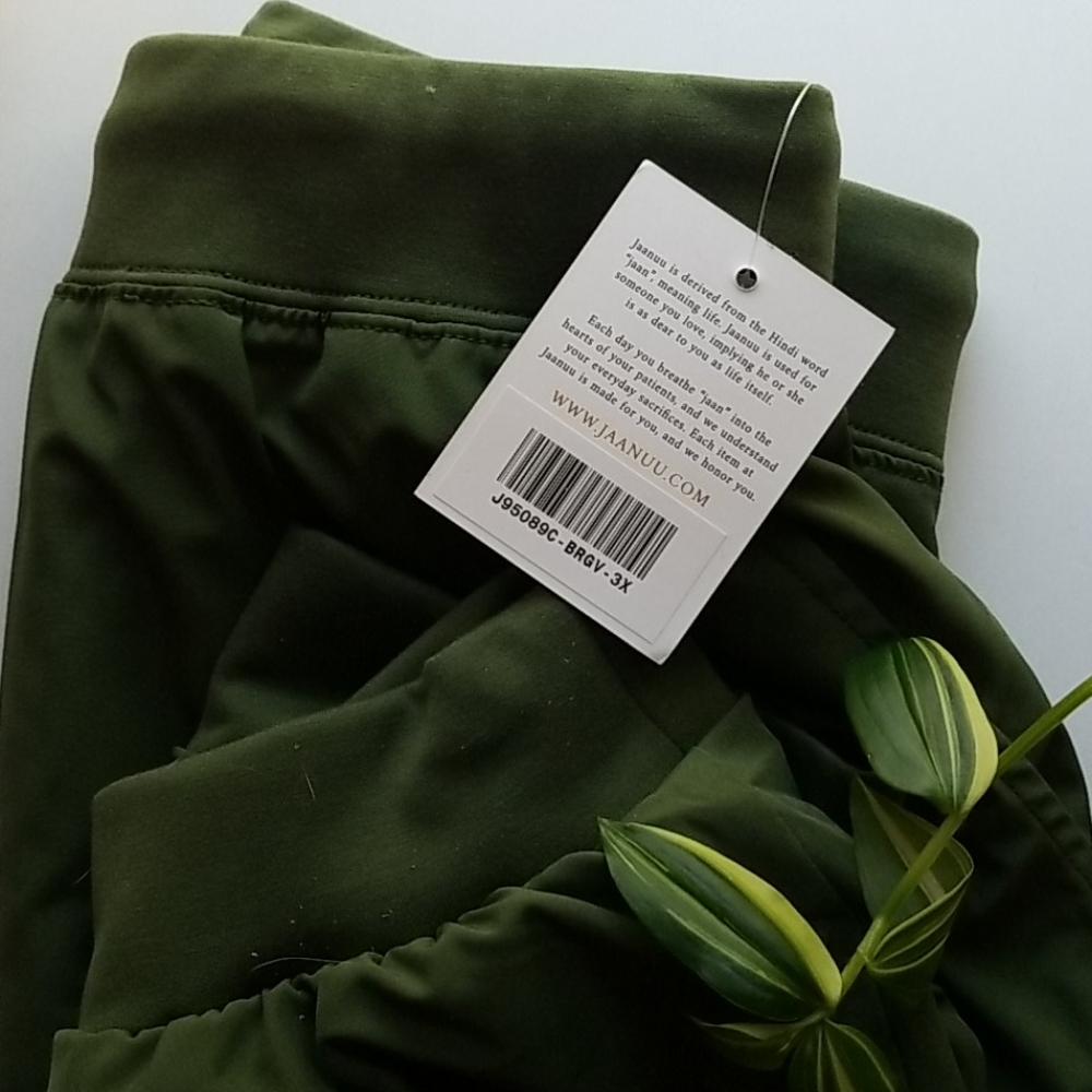 Jaanuu jogger scrubs